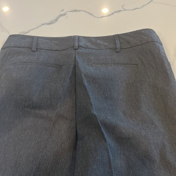 Liz Claiborne - Picture 6 of 6